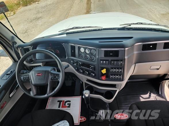 Peterbilt 567 Влекачи