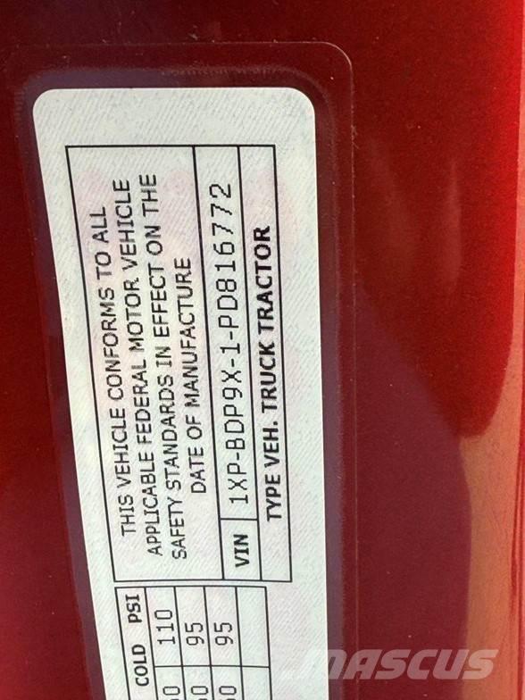 Peterbilt 579 Влекачи