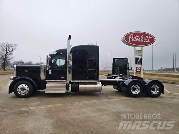 Peterbilt 589 Влекачи
