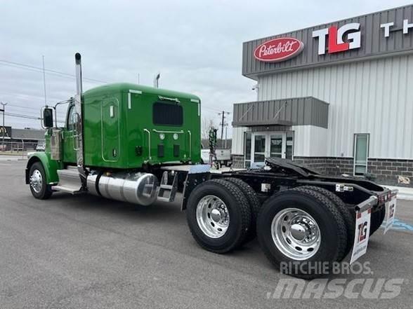 Peterbilt 589 Влекачи