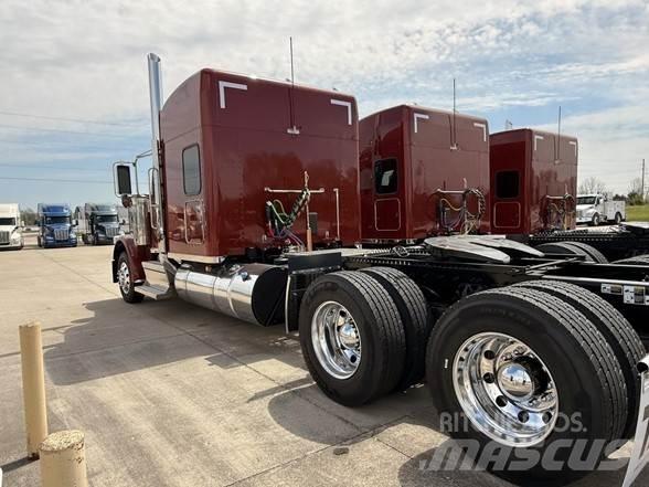 Peterbilt 589 Влекачи