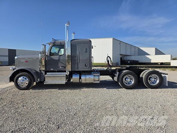 Peterbilt 589 Влекачи