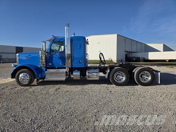 Peterbilt 589 Влекачи