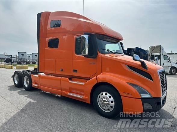 Volvo VNL42T760 Влекачи