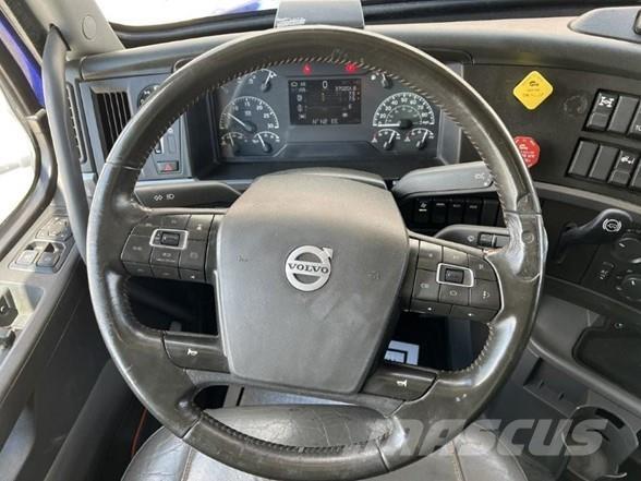 Volvo VNL64T860 Влекачи