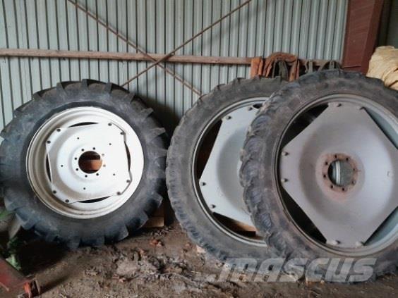  - - - 14,9x38 Колелета/Гуми