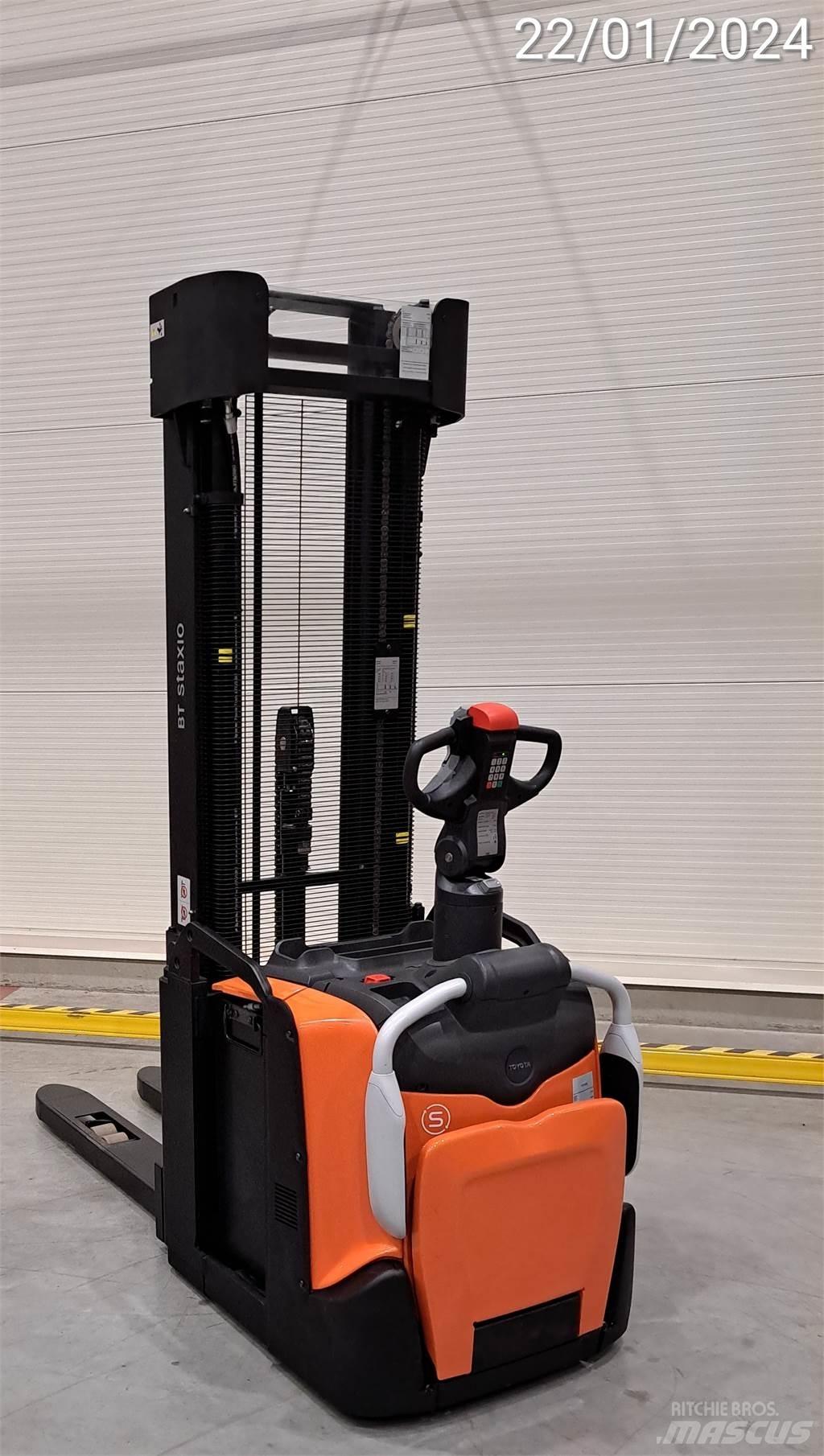 BT SPE160 Колички високоповдигачи с теглич