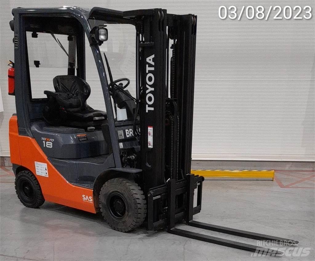 Toyota 02-8FDF18 Дизелови камиони