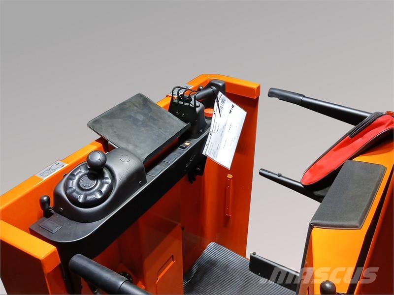 BT OME100M Машини за комисиониране нископовдигачи