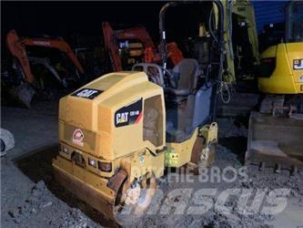CAT CB14B Двойни барабанни ролки
