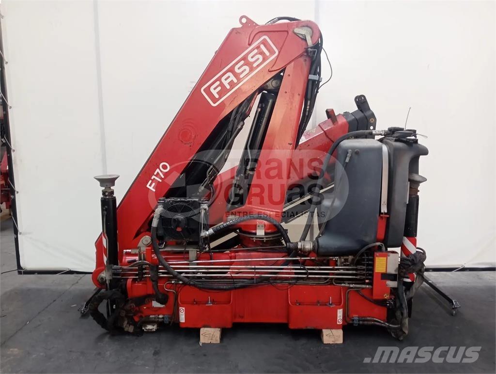 Fassi F170A.23 Товарещи кранове