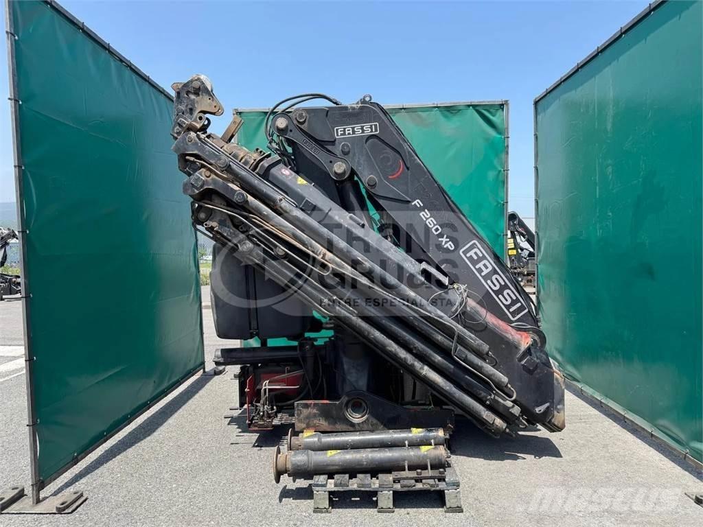 Fassi F260BXP.28 Товарещи кранове