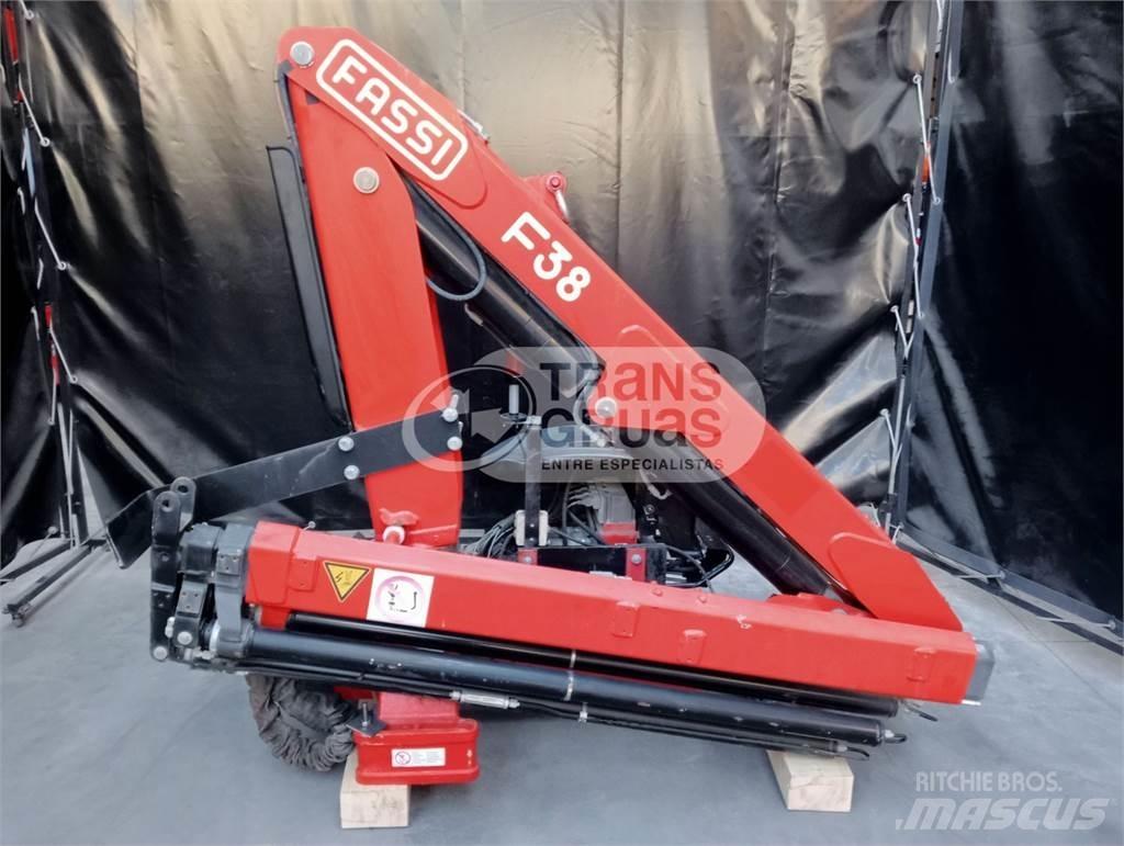 Fassi F38AF Товарещи кранове