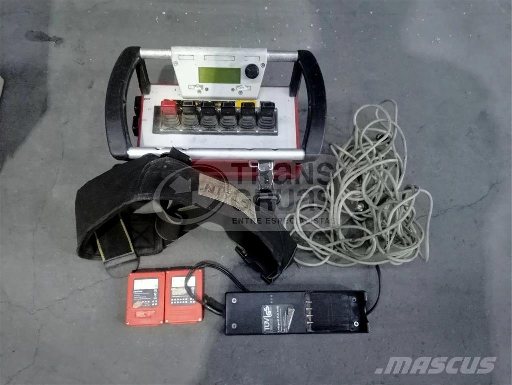 Fassi F455AXP.28 Товарещи кранове