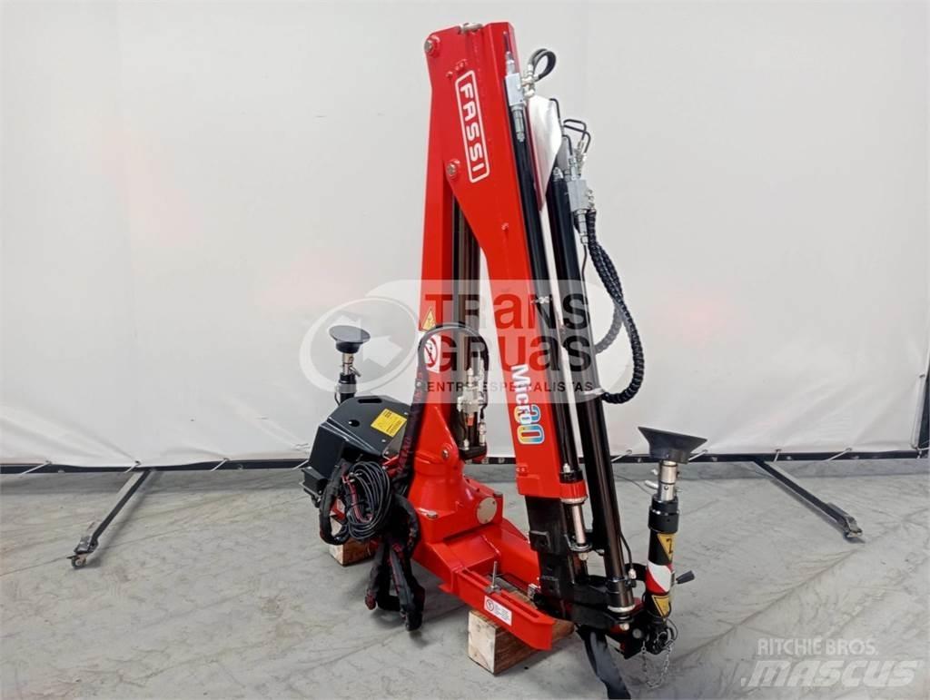 Fassi M30A.13 Товарещи кранове