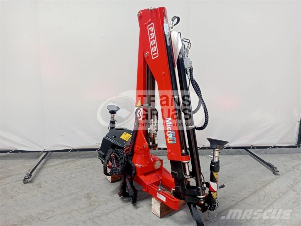 Fassi M30A.13 Товарещи кранове