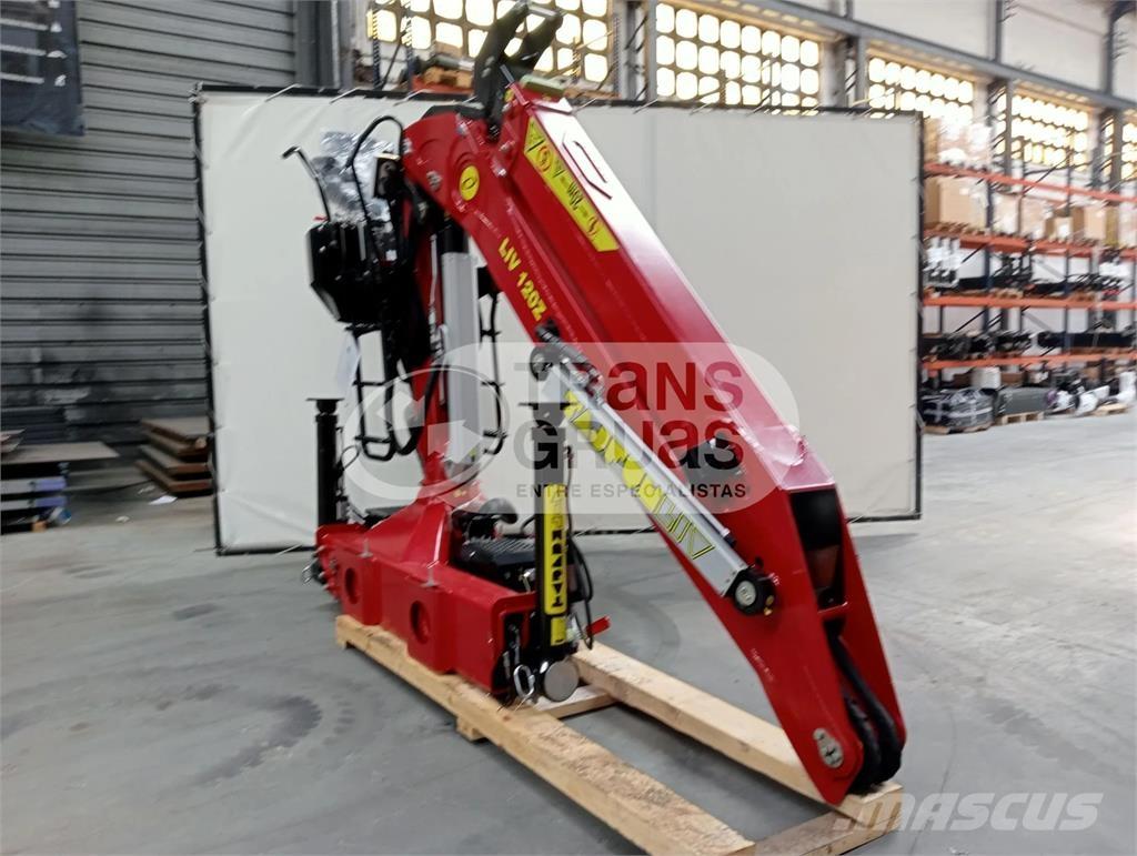 Tajfun Liv L120Z.78 Каранове и товарачи