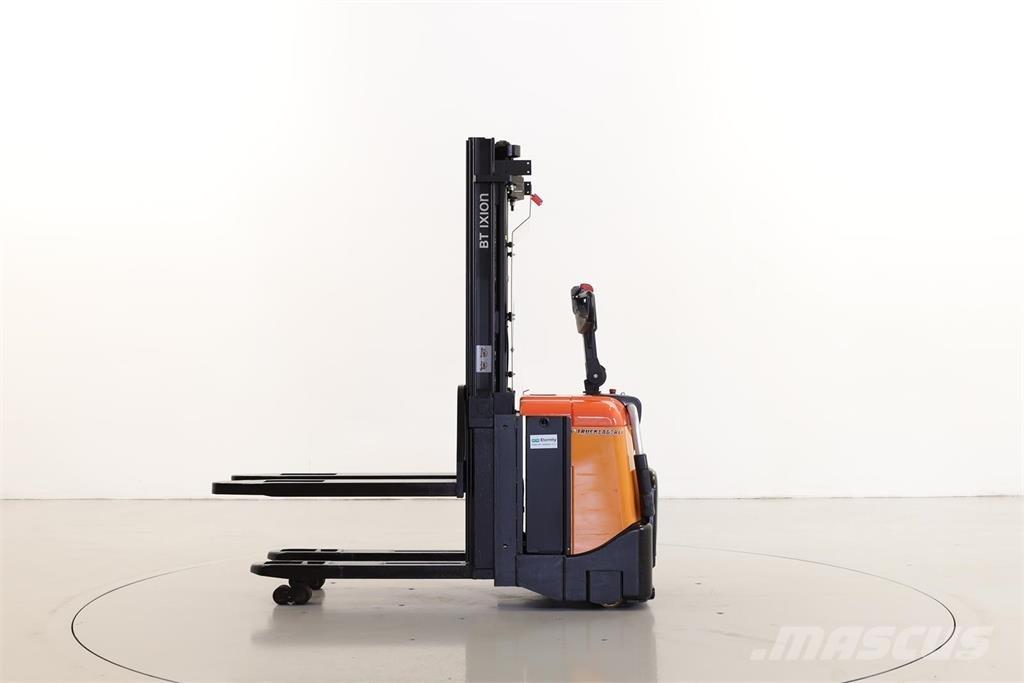 BT SPE125L Колички високоповдигачи с теглич