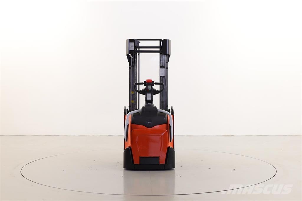 BT SPE140 L Колички високоповдигачи с теглич