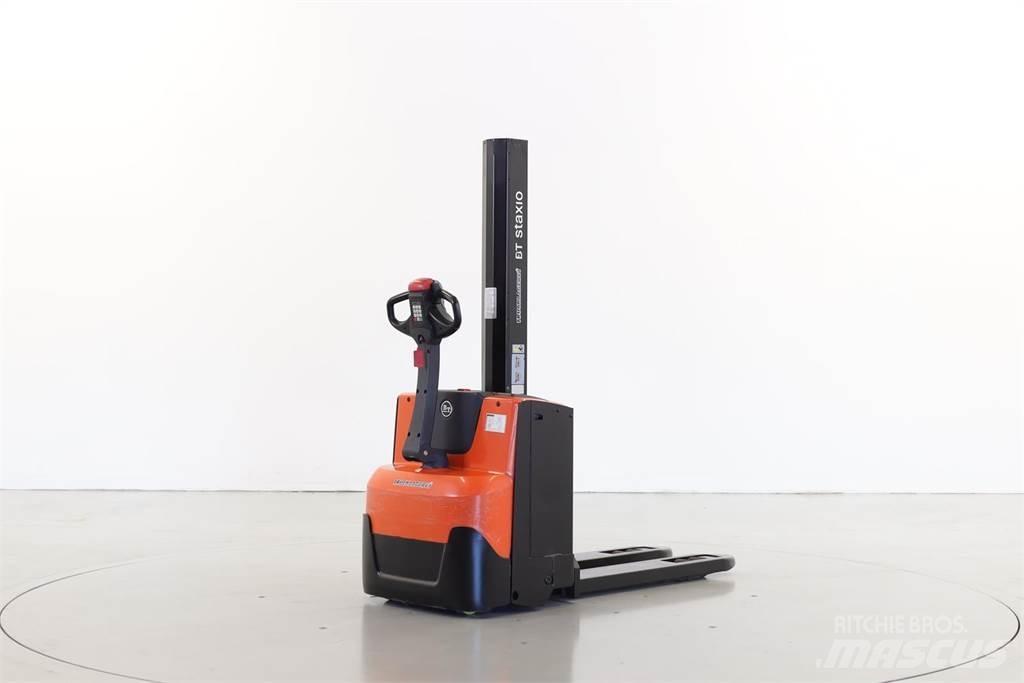 BT SWE-080-L Колички високоповдигачи с теглич
