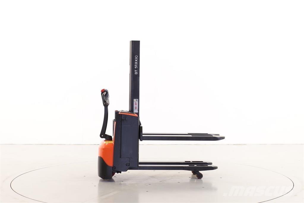 BT SWE-080-L Колички високоповдигачи с теглич