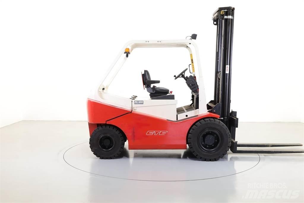 CTC PL460 Електрически вилични кари-повдигачи