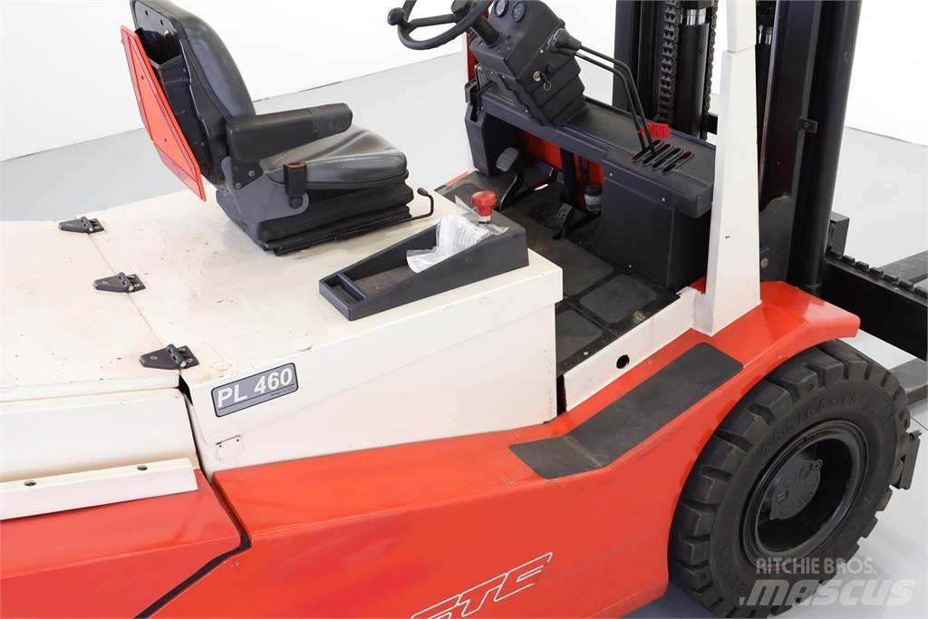 CTC PL460 Електрически вилични кари-повдигачи