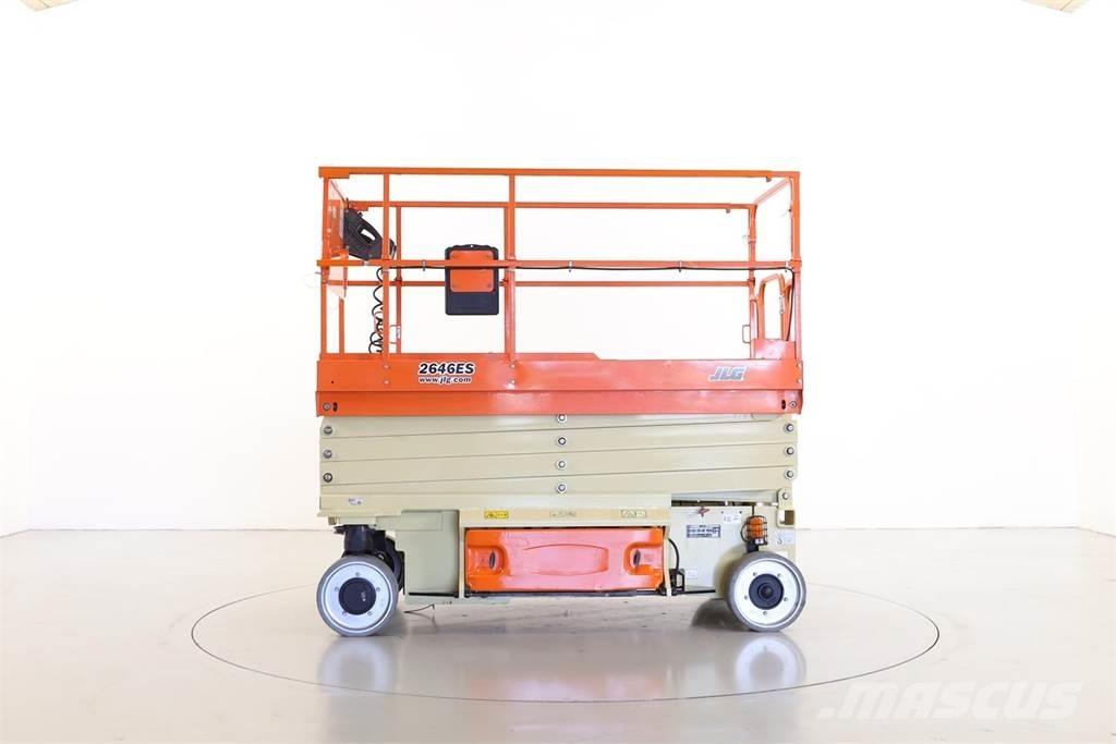JLG 2646ES Ножични работни платформи