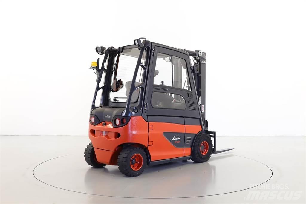 Linde E25-01 387 Електрически вилични кари-повдигачи