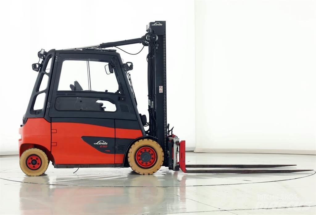 Linde E50HL-01 Електрически вилични кари-повдигачи