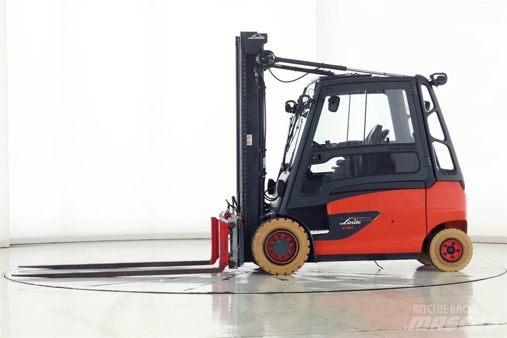 Linde E50HL-01 Електрически вилични кари-повдигачи