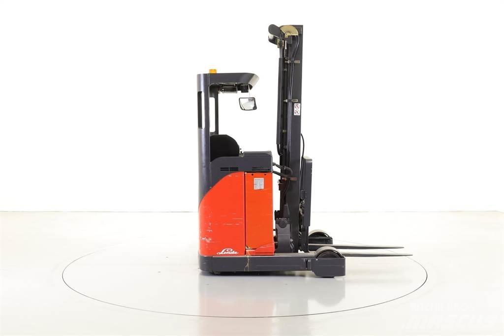 Linde R10CS Ретрак/ Високоповдигач с изместване на вилката напред