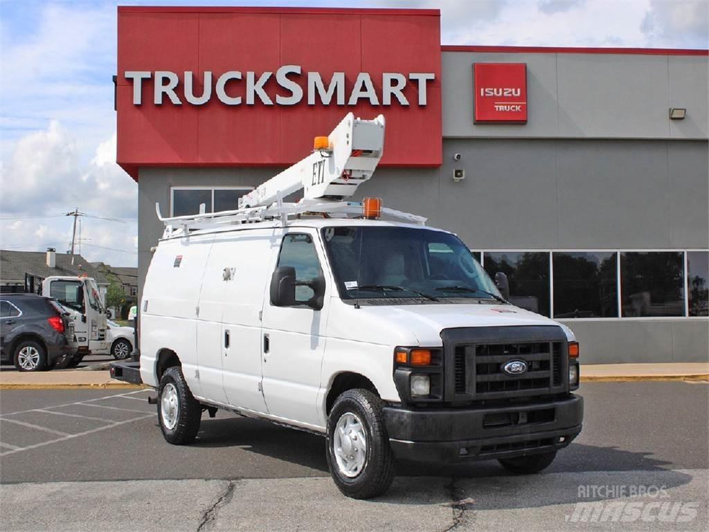 Ford E350 Моторизирани платформи с талига