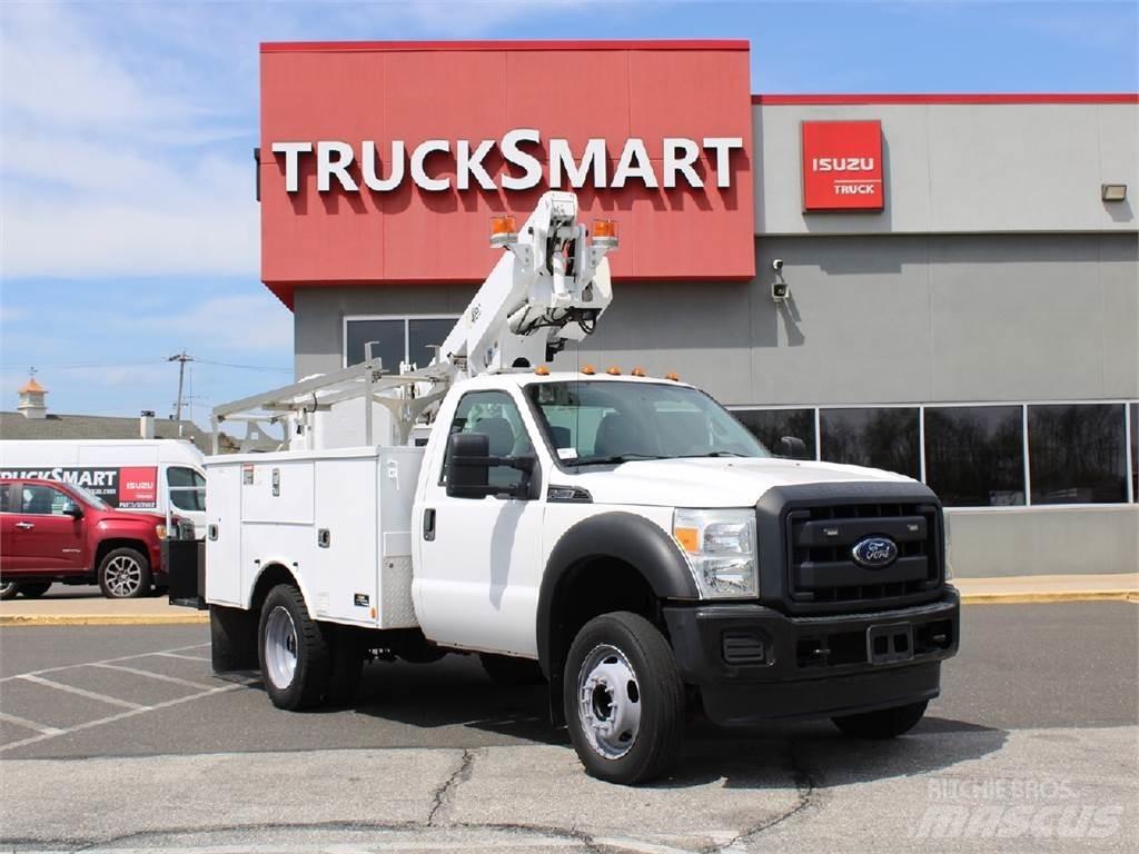 Ford F450 Моторизирани платформи с талига