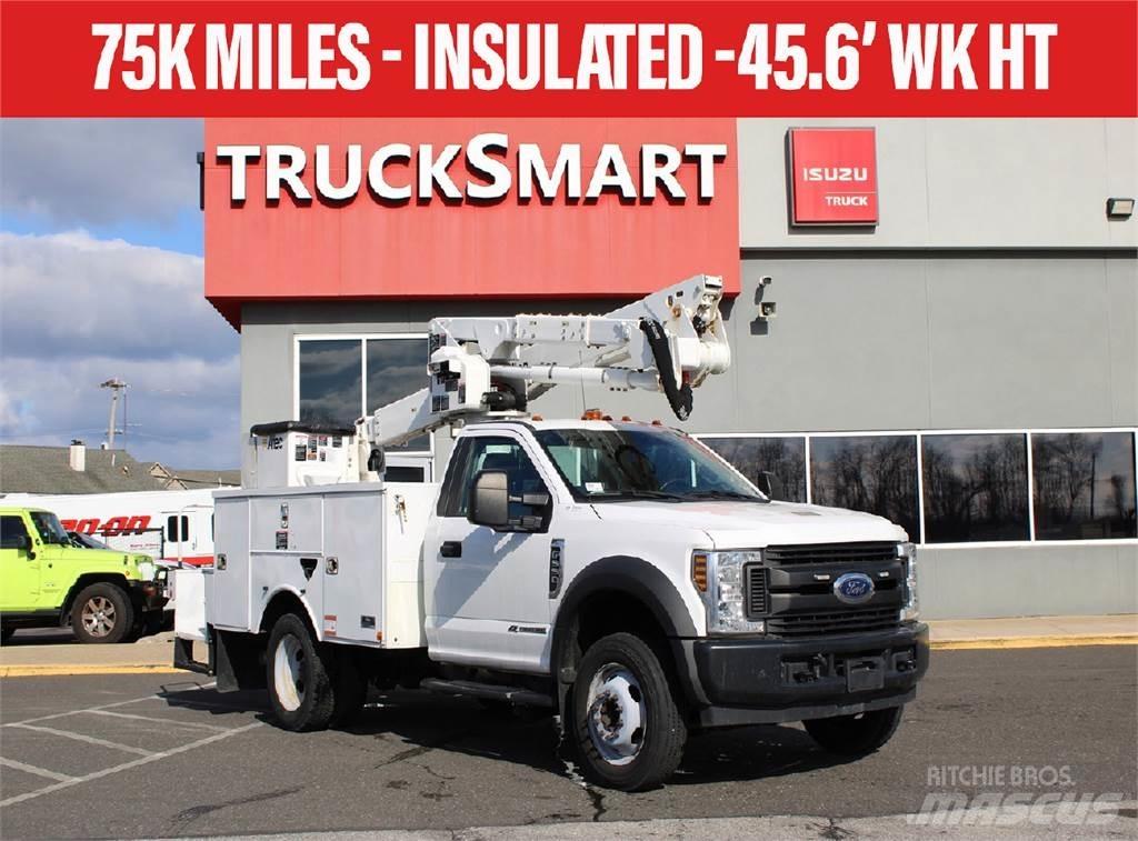 Ford F550 Моторизирани платформи с талига