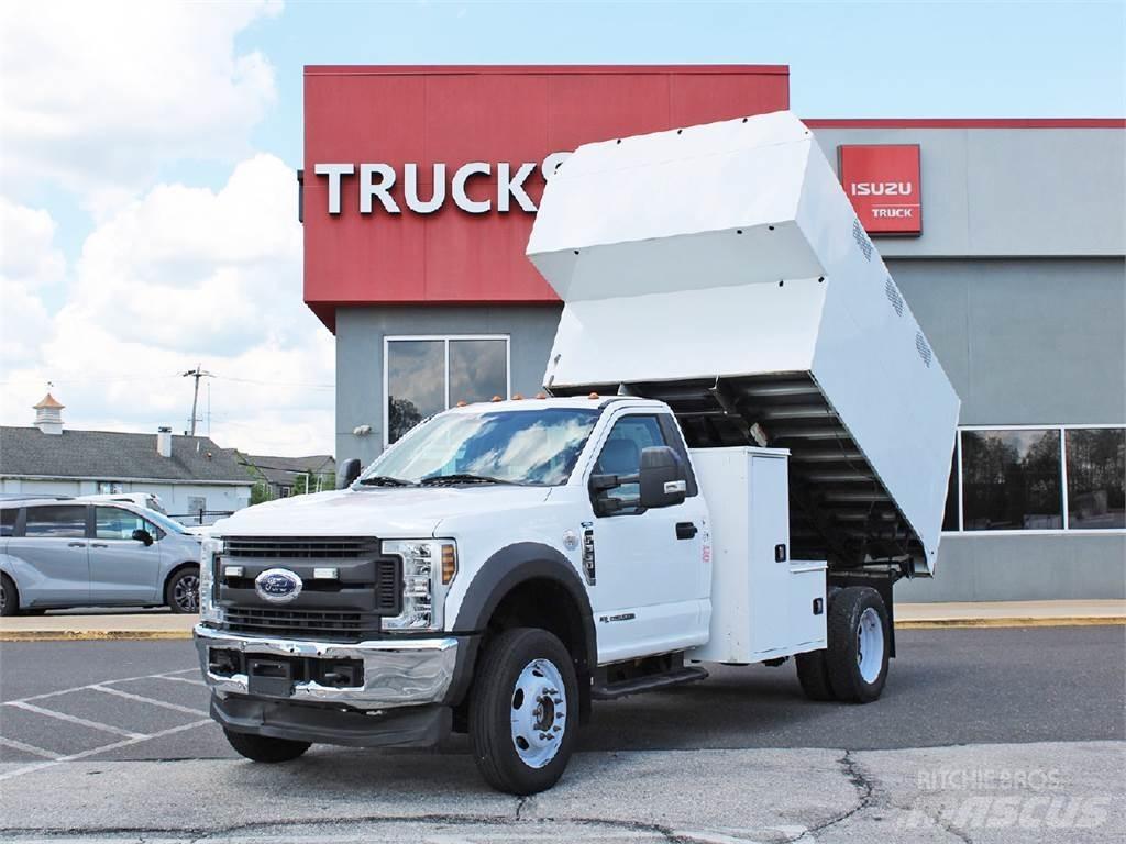 Ford F550 Камиони за дървени стърготини
