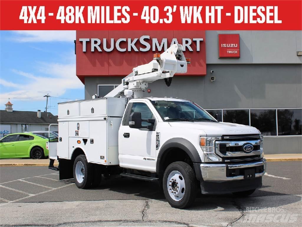 Ford F550 Моторизирани платформи с талига