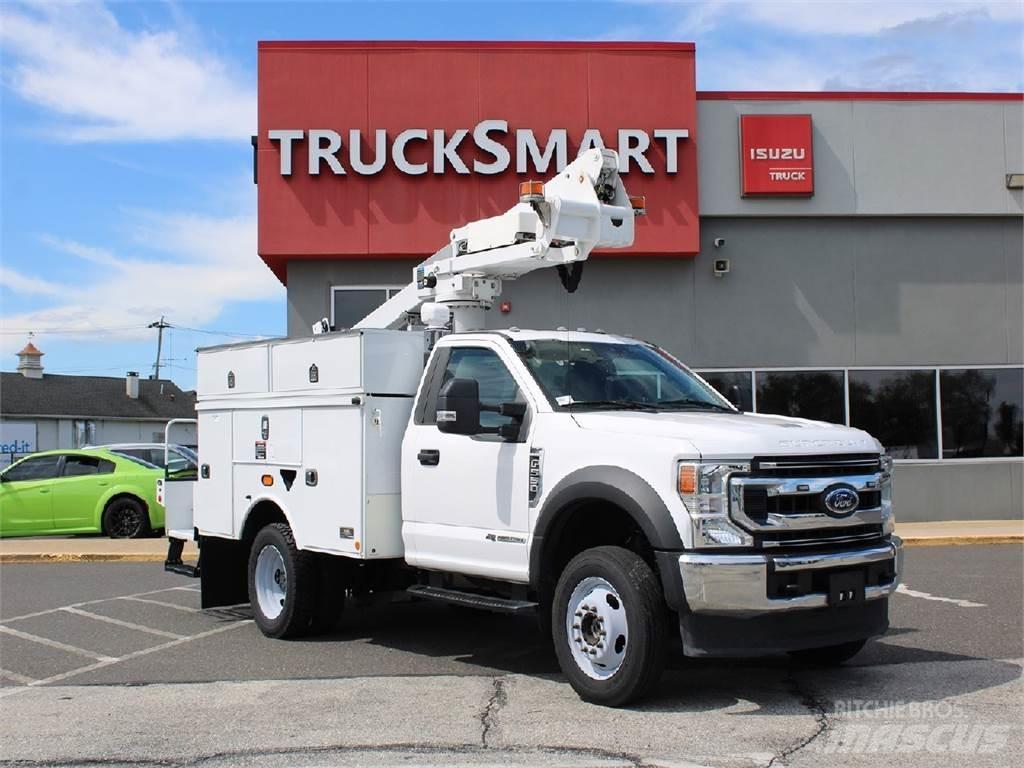 Ford F550 Моторизирани платформи с талига