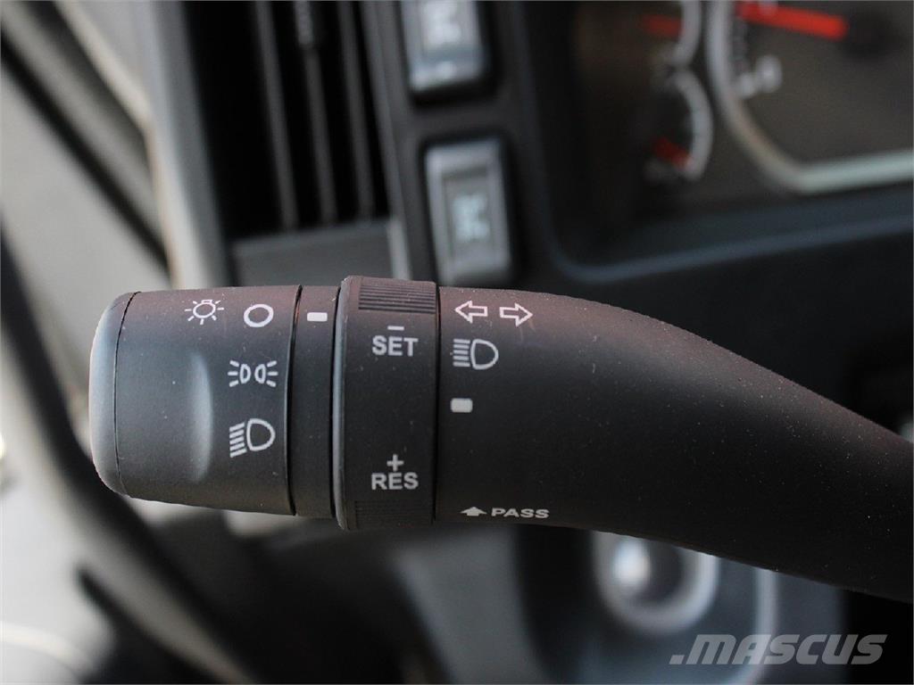 Isuzu FVR Камиони с кран с кука