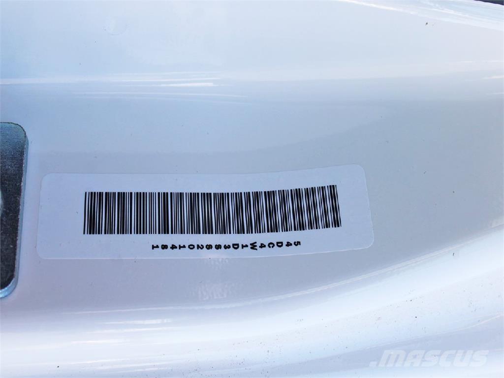 Isuzu NPR-HD Автофургони