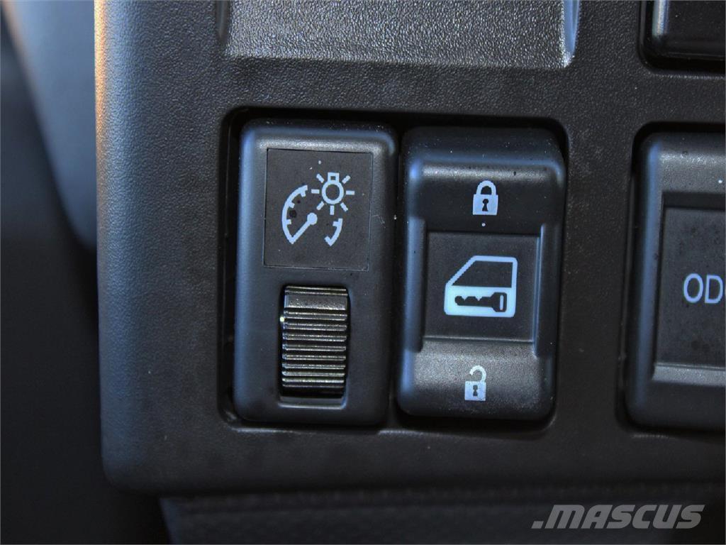 Isuzu NPR-HD Самосвал