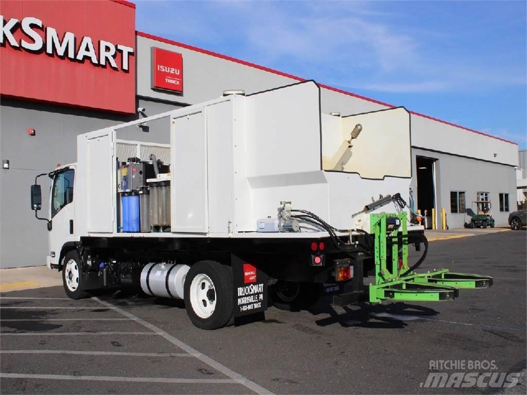 Isuzu NRR Камиони за отпадъци