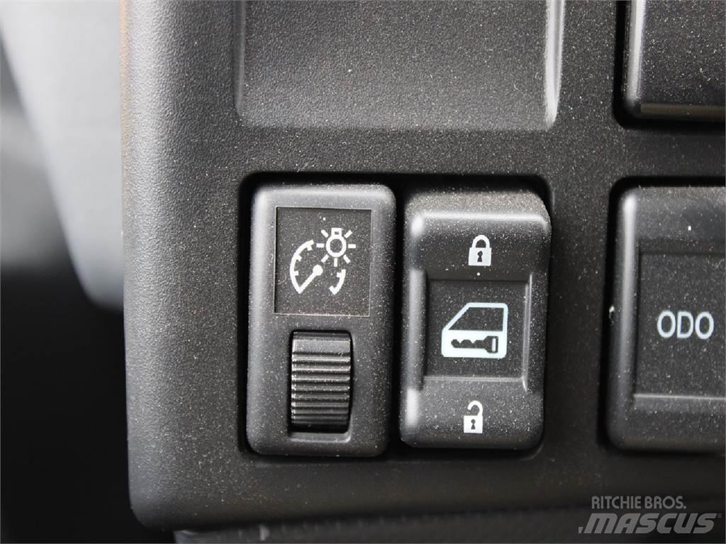 Isuzu NRR Разглобяеми надстойки
