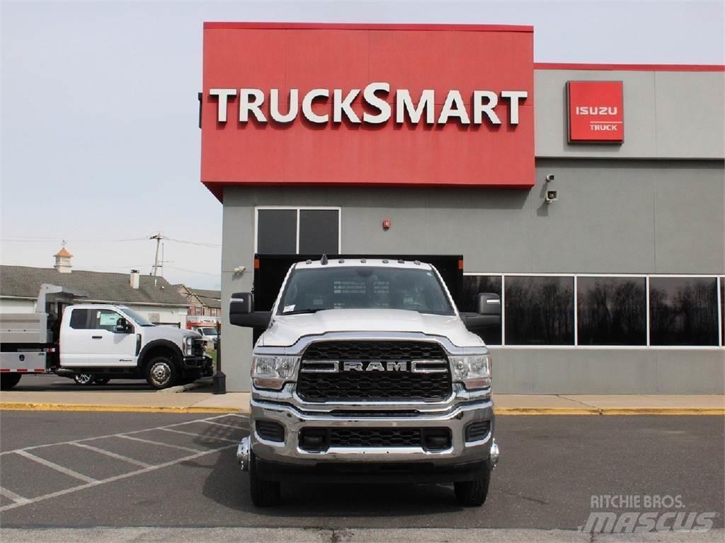 RAM 3500 Бордови