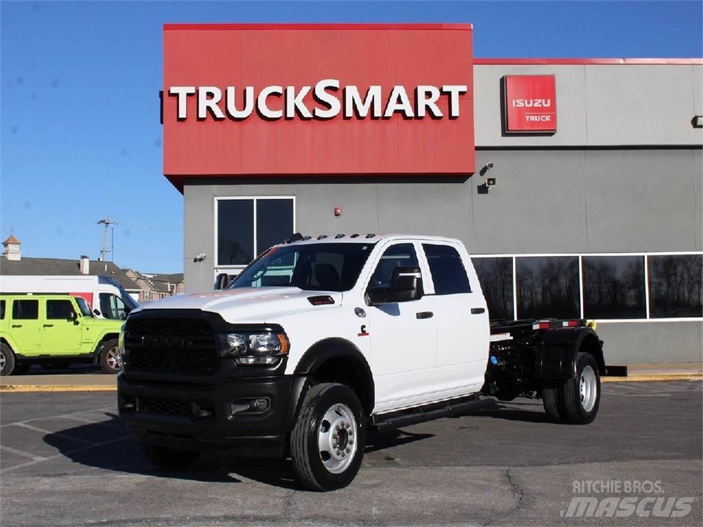 RAM 5500 Автофургони