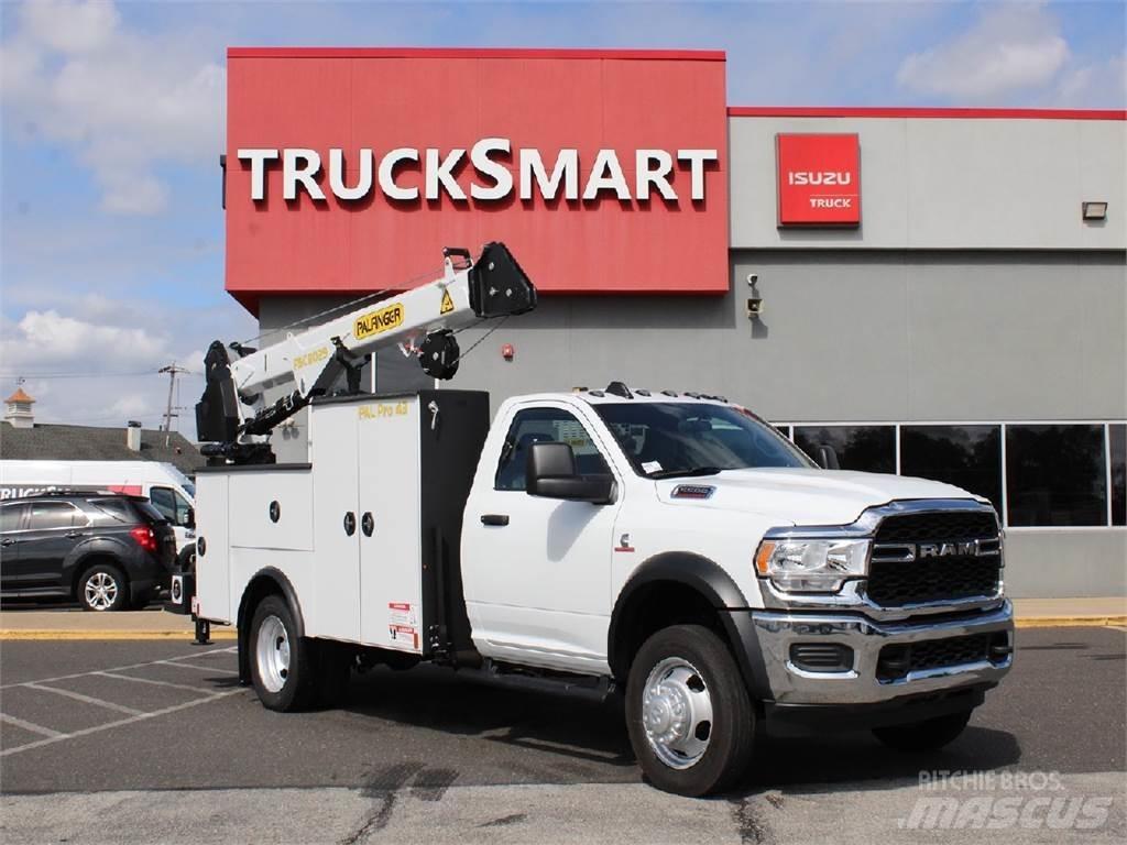 RAM 5500 Общински/универсални превозни средства
