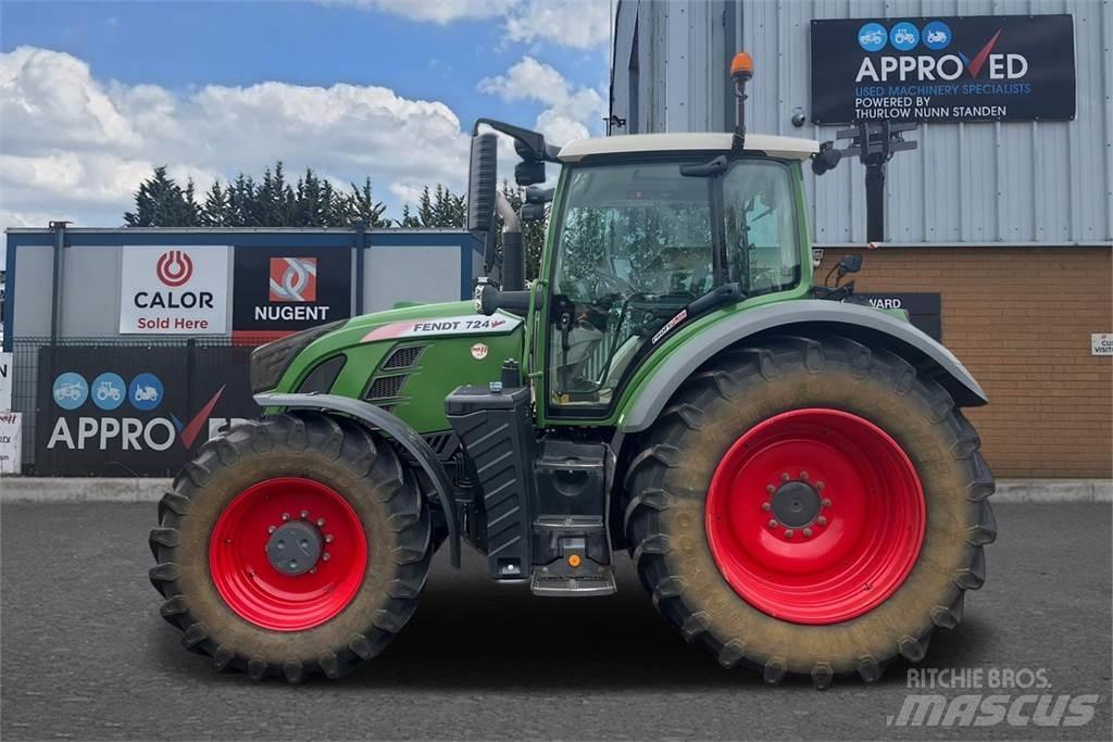 Fendt 724 VARIO S4 Трактори