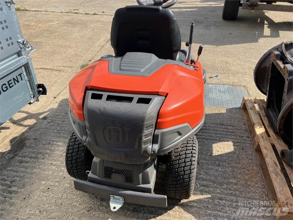 Husqvarna R216 Косачки