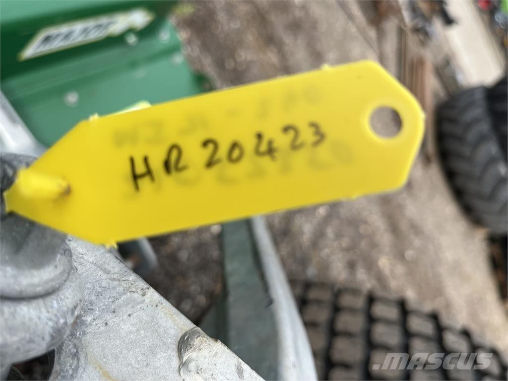 Major MJ71-240 Косачки