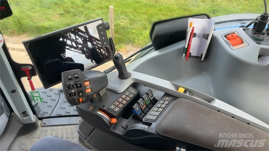 Valtra N155EV Трактори